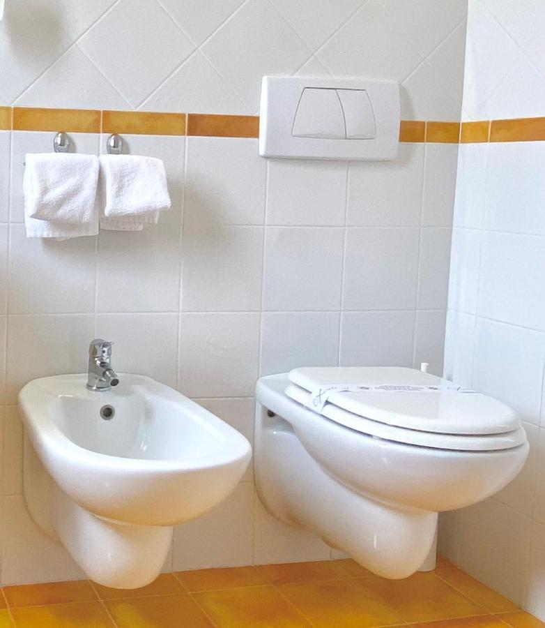 Hotel Sylesia Letojanni Bagian luar foto