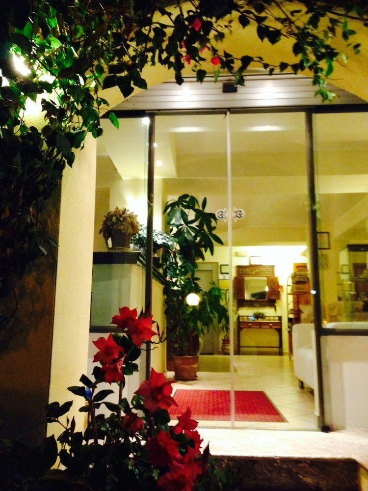 Hotel Sylesia Letojanni Bagian luar foto