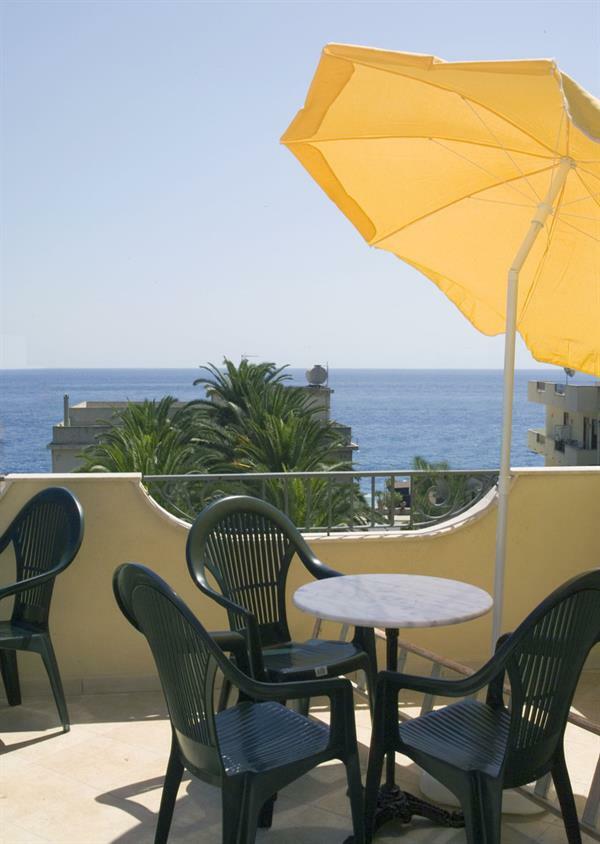 Hotel Sylesia Letojanni Bagian luar foto